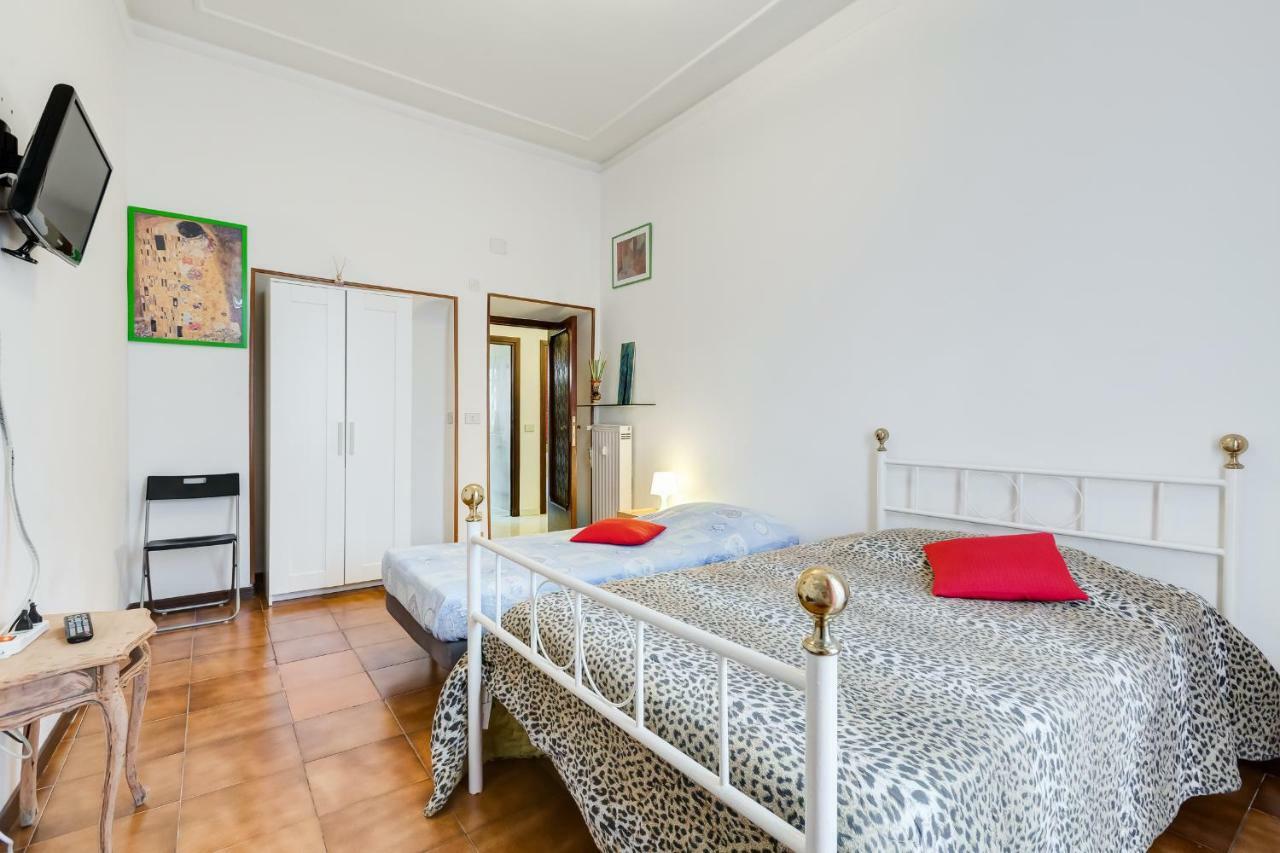 Casa Vacanza Home Sweet Home Di Fatha Rome Exterior photo